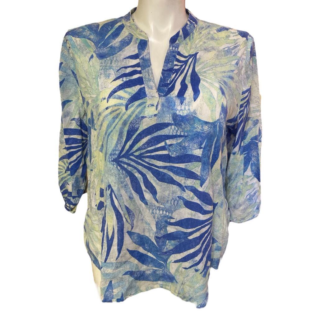 Chico’s Jungle Print V-Neck Blouse size 3 (16)